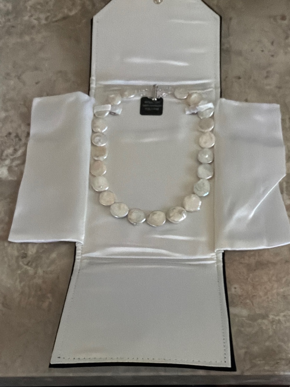 Elegant White Coin Fresh Pearl Necklace